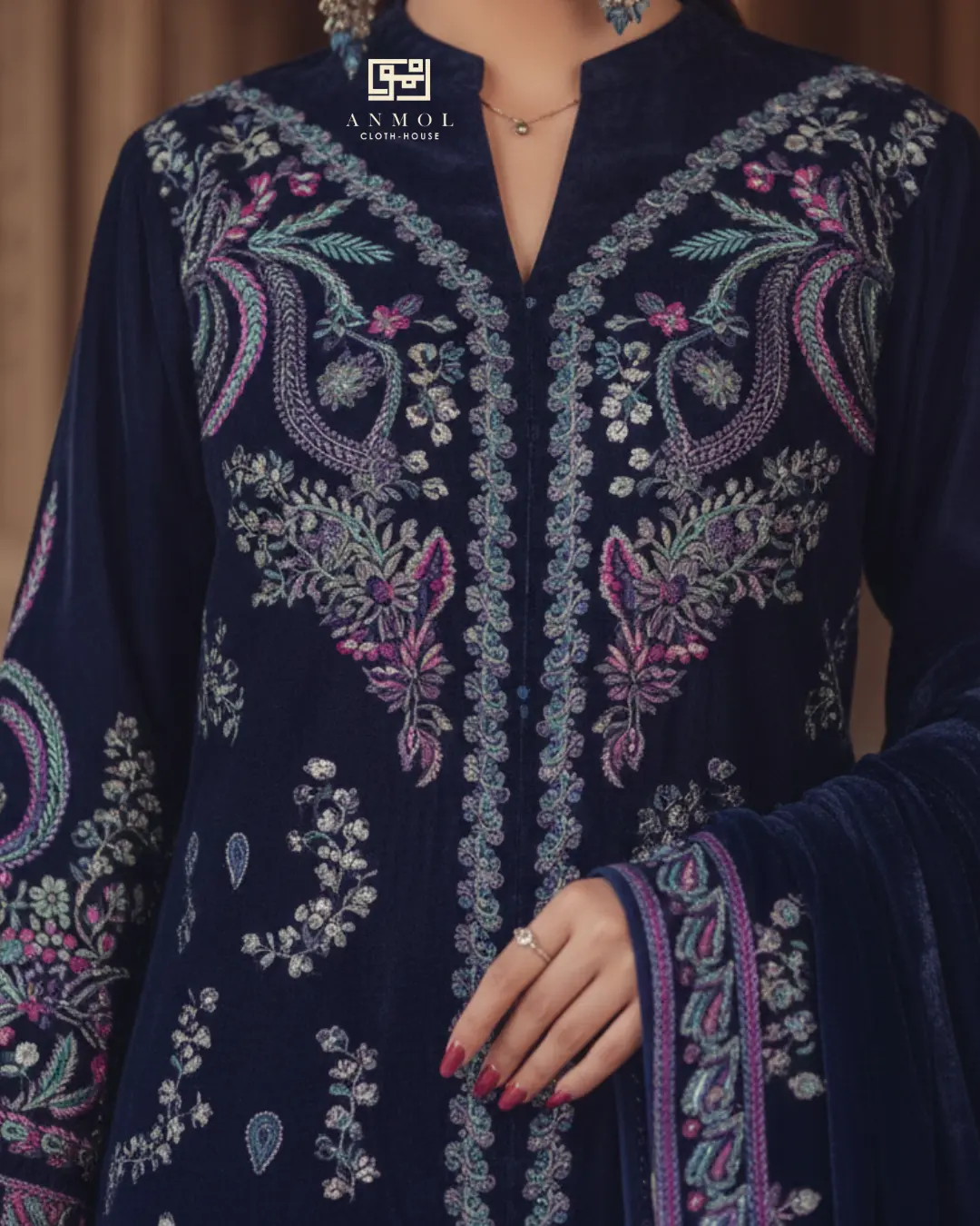 MARINE Classic – Best Quality Winter Velvet 3-Piece Suit - Image 3