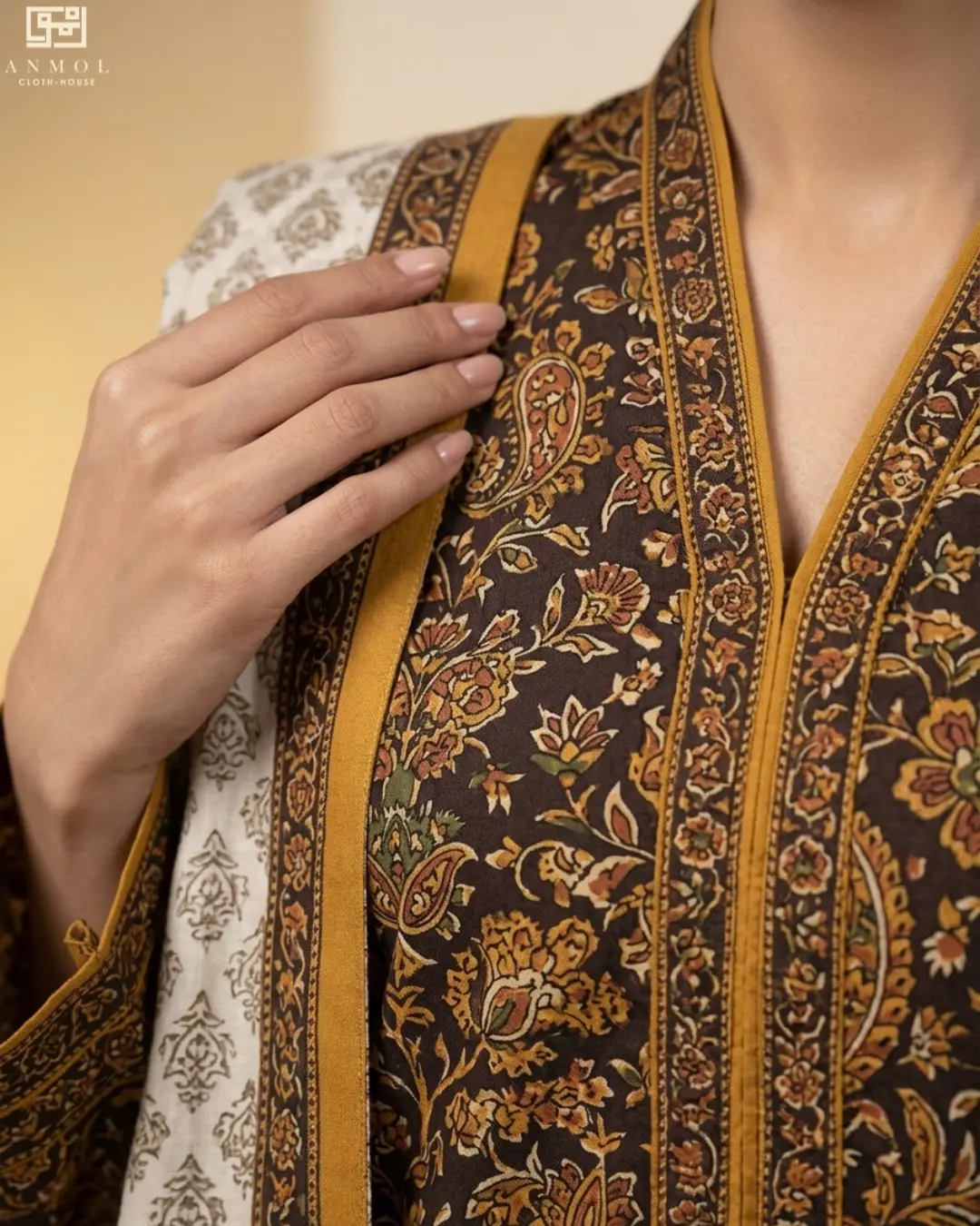 Khaadi Summer Collection - Digital Printed Lawn 3 Piece Suit - Image 2